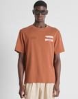 T-shirt com Estampado Traseiro - Telha