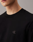 T-shirt com Logo - Preto