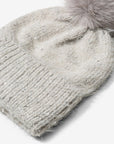 Gorro com Pompom - Cinza