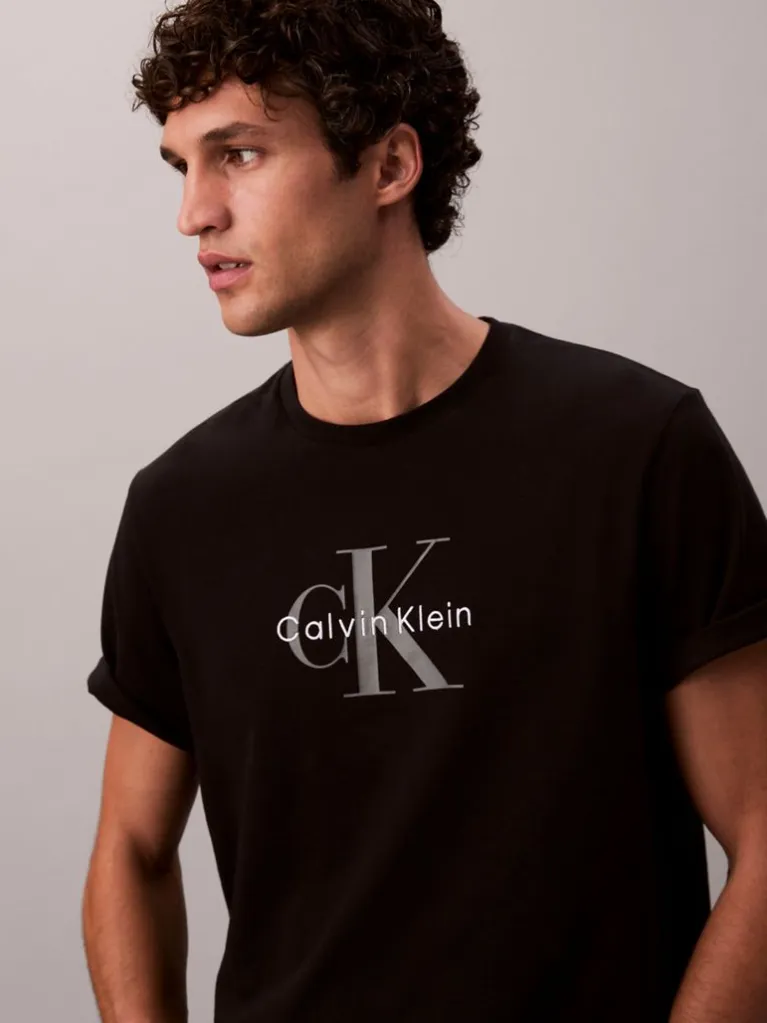 T-shirt com Logo - Preto