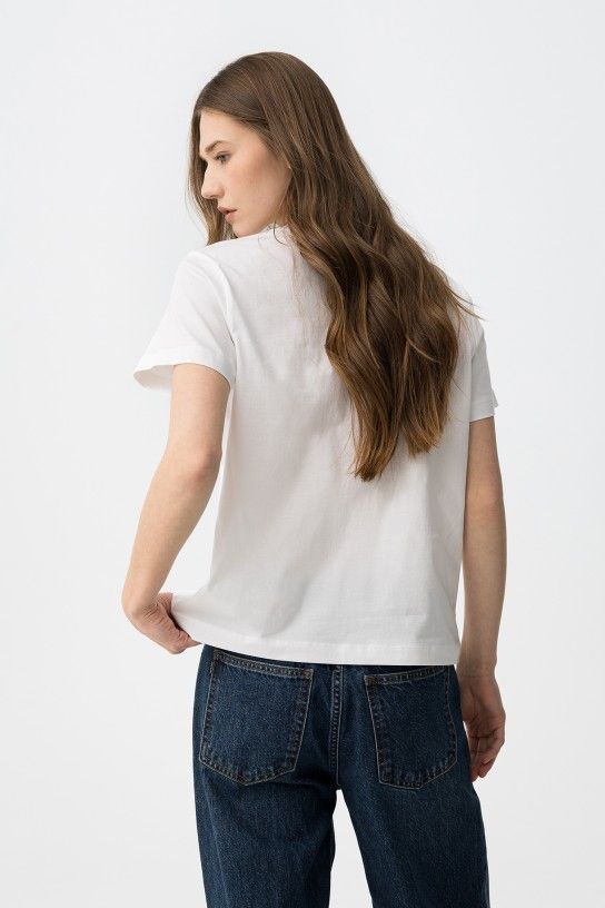 T-shirt com Aplicações - Branco