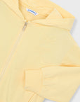 Abrigo amarillo