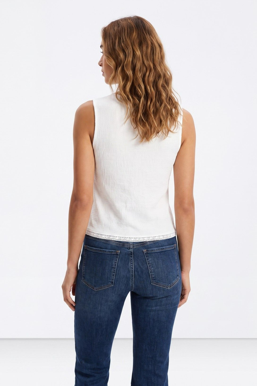 Top com Pormenor - Branco