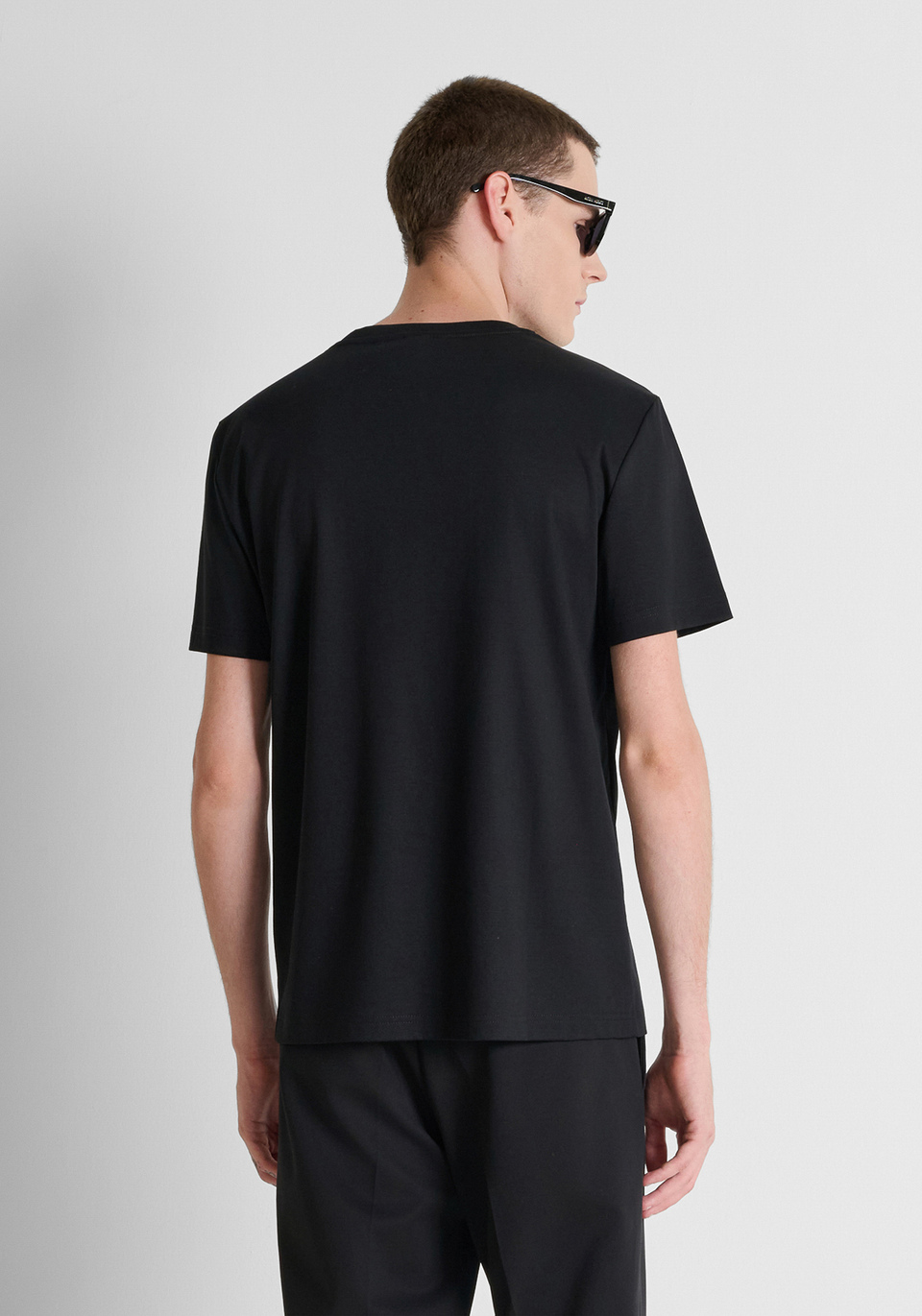 T-shirt com Logo - Preto