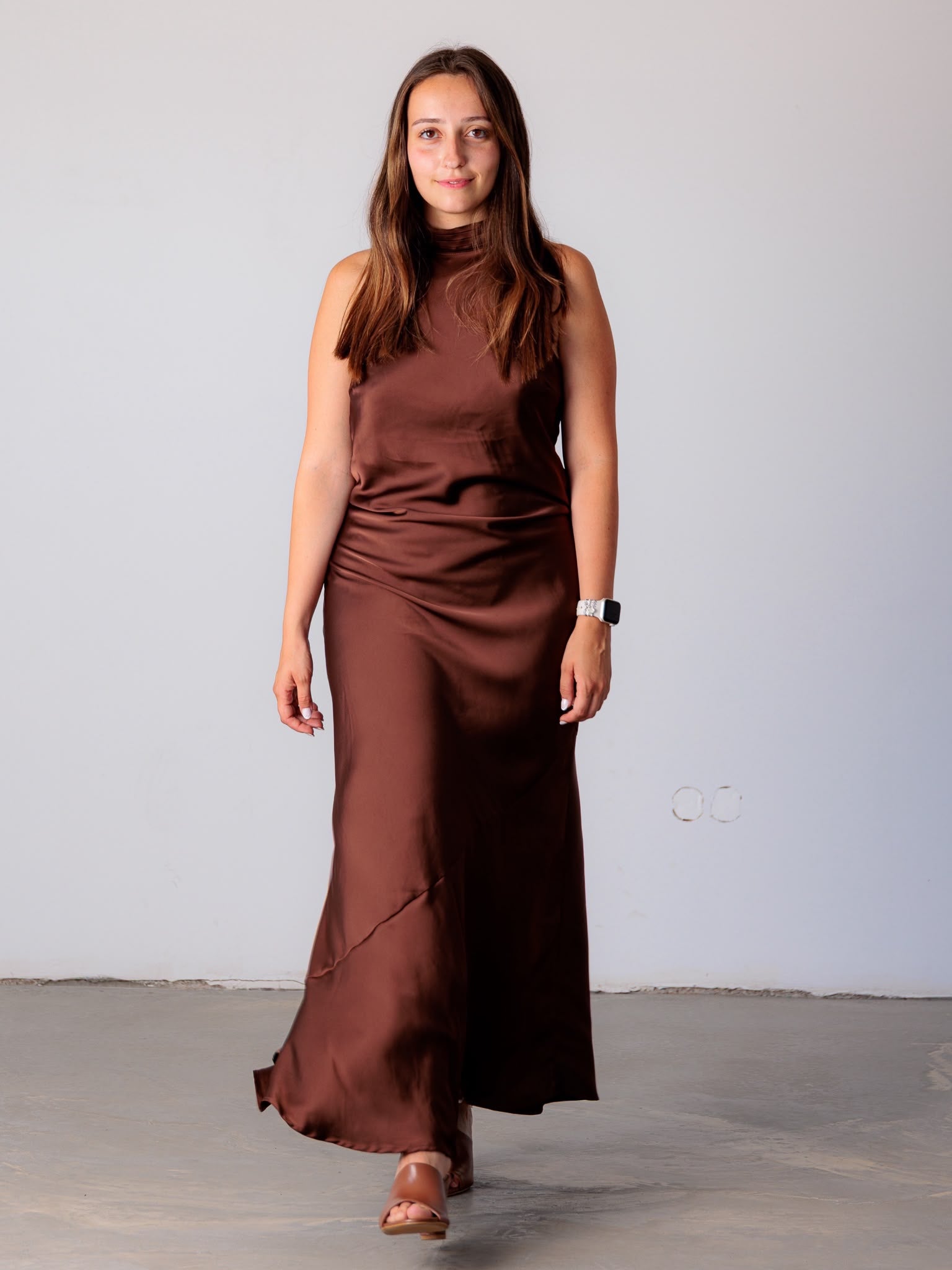 Vestido de Cetim - Castanho