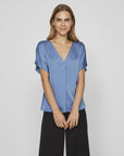 Blusa tipo Cetim - Azul Claro