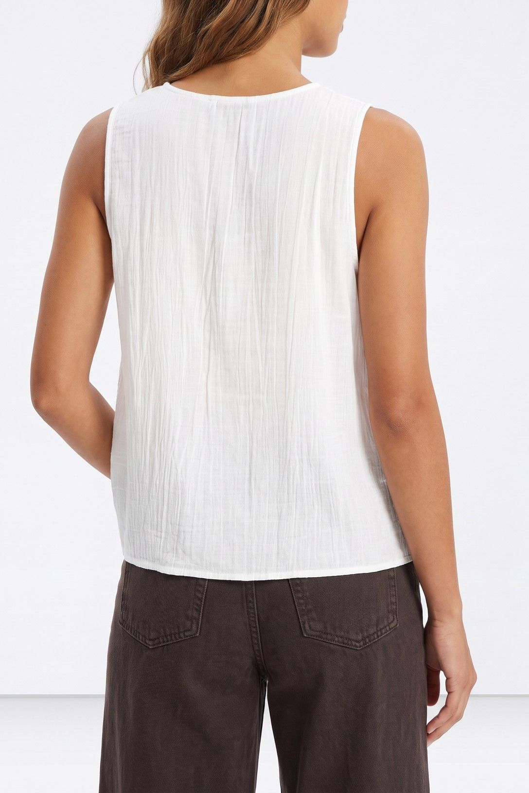 Top com Folhos - Branco