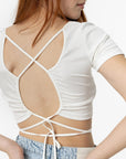 T-shirt Cropped com Abertura nas Costas - Branco