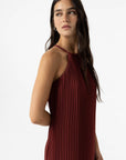 Vestido com Decote Halter - Bordo