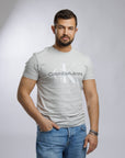 T-shirt com Logo - Cinza