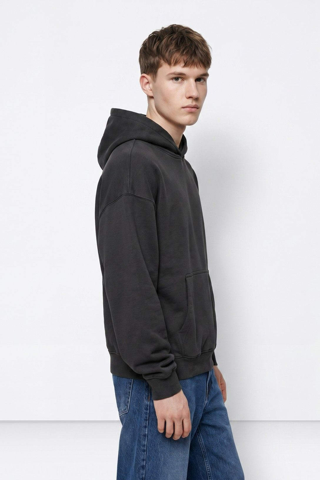 Hoodie com Capuz - Preto